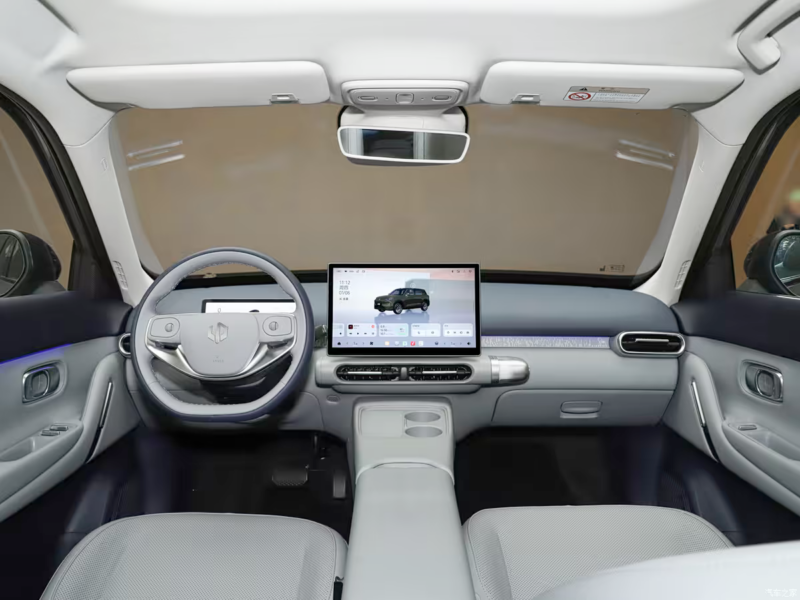 Выпущена международная модель внедорожника A10 EV длиной 4,27 метра от Leapmotor по цене от 9500 долларов США. Выпущена международная модель внедорожника A10 EV длиной 4,27 метра от Leapmotor по цене от 9500 долларов США.