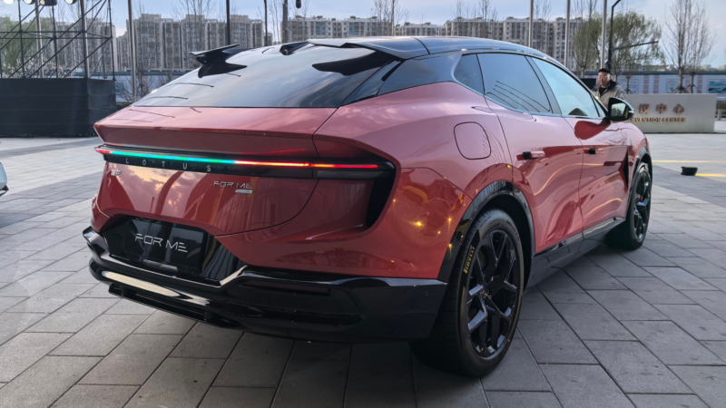 Гибридный внедорожник Lotus Eletre X представлен в Китае за 73 500 долларов США Гибридный внедорожник Lotus Eletre X представлен в Китае за 73 500 долларов США
