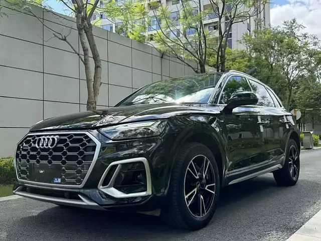 Audi Q5L 2021 2L — из Китая под ключ