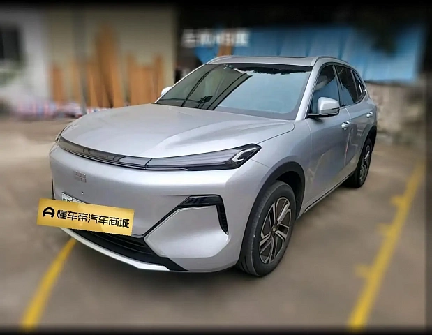 Geely Galaxy Starship 7 EM-i 2024 1.5L — из Китая под ключ