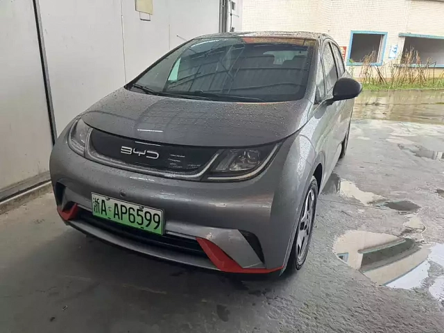 BYD Dolphin 2023 — из Китая под ключ