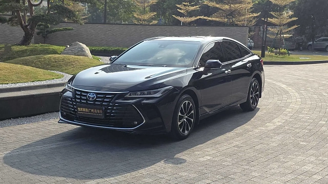 Toyota Avalon — Седан под заказ из Китая