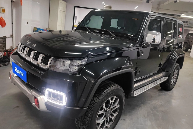BAIC Beijing Off-road BJ40 2024 2L — из Китая под ключ