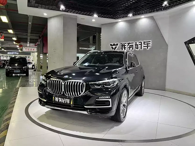BMW X5 2021 2L — из Китая под ключ