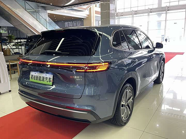 Geely Galaxy Starship 7 2025 — из Китая под ключ