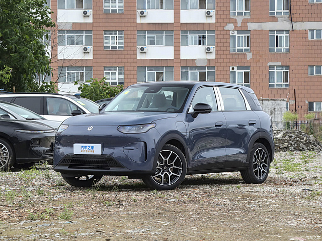 Leapmotor A10 — Кроссовер под заказ из Китая
