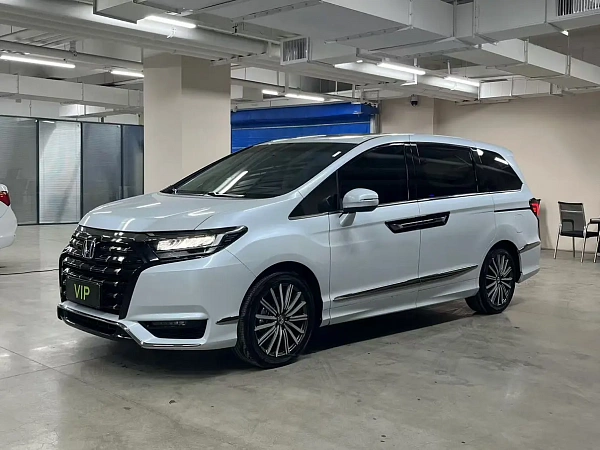 Изображение Honda Elysion 2025 2L
