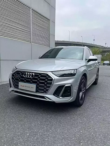 Audi SQ5 — Внедорожник под заказ из Китая