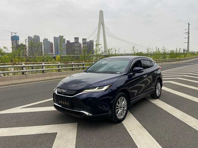 Toyota Harrier — Кроссовер под заказ из Китая