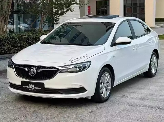 Buick Excelle GT 2021 1.3L — из Китая под ключ