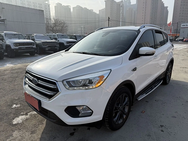 Ford Kuga 2021 1.5L — из Китая под ключ