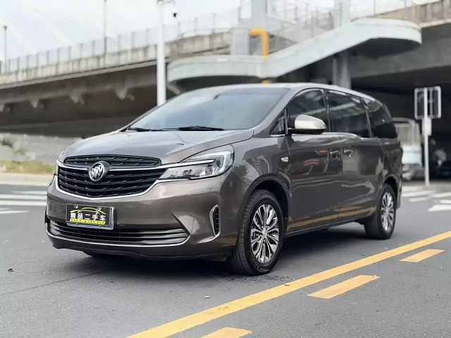 Buick GL8 2022 2L — из Китая под ключ