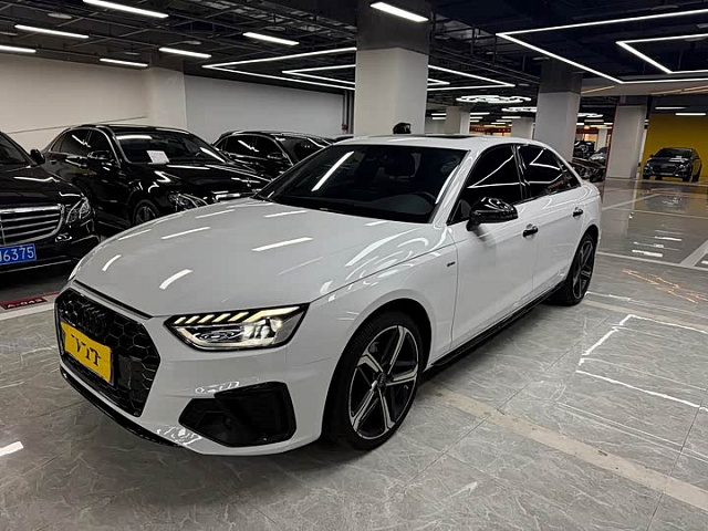 Audi A4L 2024 2L — из Китая под ключ