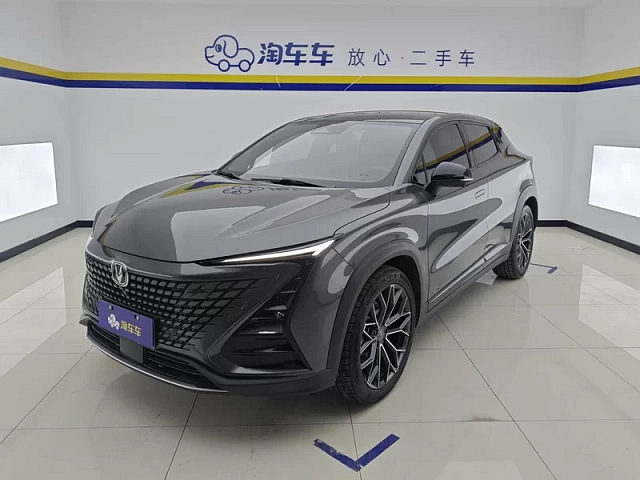 Changan UNI-T 2022款 1.5T 双离合尊贵型 — из Китая под ключ