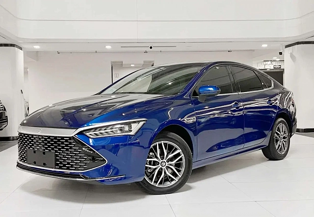 BYD Qin PLUS DM — Седан под заказ из Китая