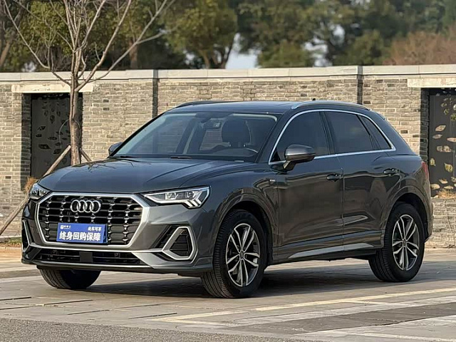 Audi Q3 2021 1.5L — из Китая под ключ