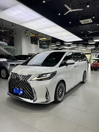 Изображение Lexus LM 2021 2.5L