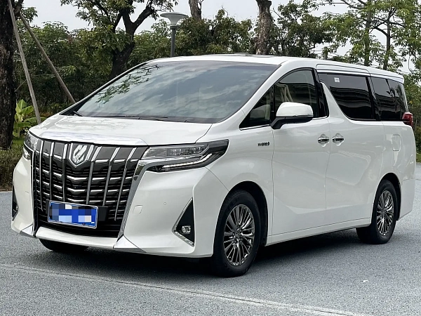 Изображение Toyota Alphard 2021 2.5L