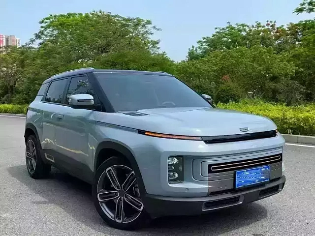 Geely Icon — Кроссовер под заказ из Китая