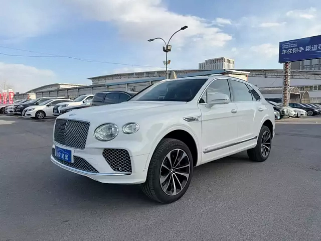 Bentley Bentayga 2021 4L — из Китая под ключ