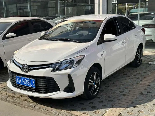 Toyota Vios 2023 1.5L — из Китая под ключ