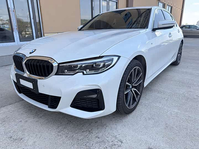 BMW 3 Series 2022 2L — из Китая под ключ