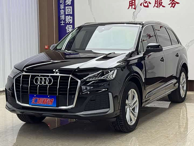 Audi Q7 2021 2L — из Китая под ключ