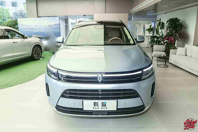 Aito M7 — Кроссовер под заказ из Китая