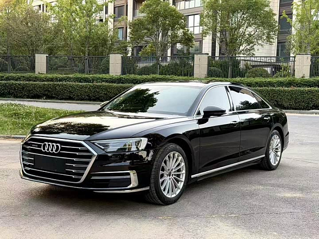 Audi A8 2021 3L — из Китая под ключ