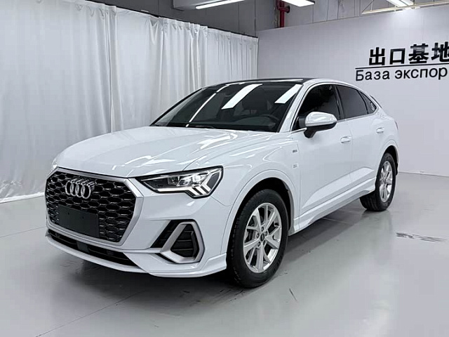 Audi Q3 Sportback 2023 1.5L — из Китая под ключ