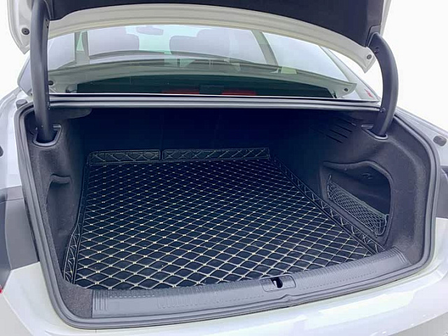 Audi A4L 2023 2L — из Китая под ключ