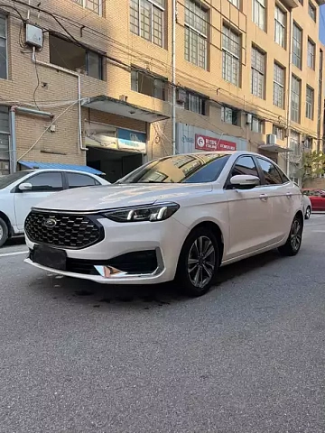 Ford Escort — Седан под заказ из Китая