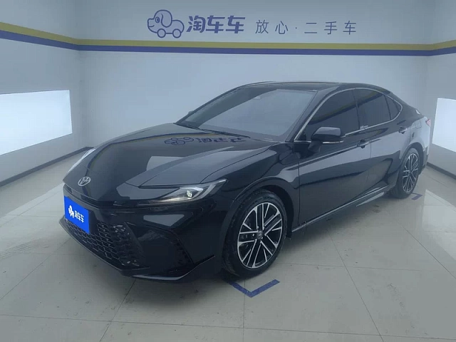 Toyota Camry 2026款 双擎 2.0HSE 运动Lite版 — из Китая под ключ