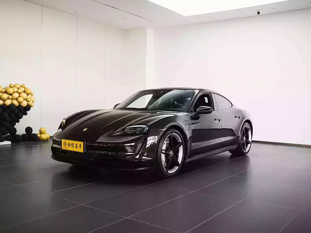 Porsche Taycan — Седан под заказ из Китая