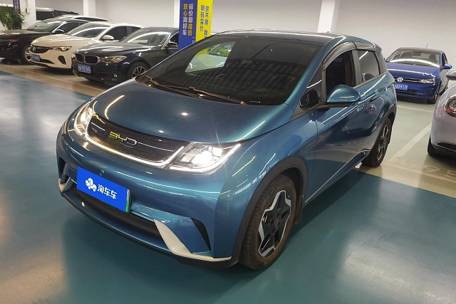 BYD Dolphin 2022 — из Китая под ключ