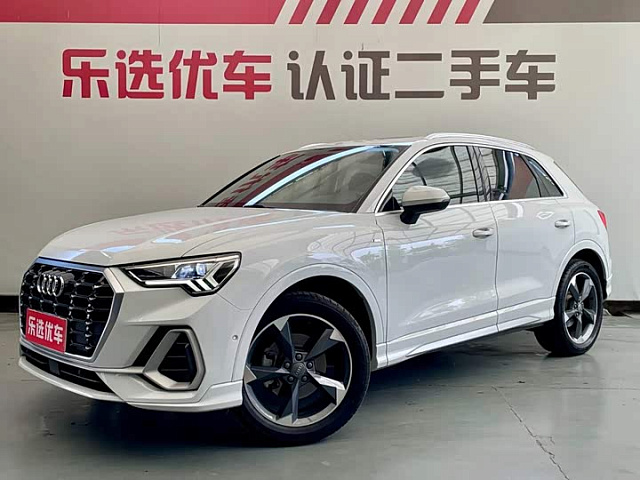 Audi Q3 2021 1.5L — из Китая под ключ
