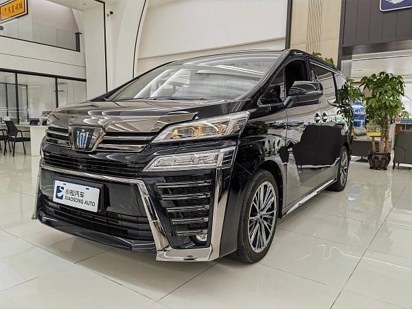 Изображение Toyota Crown Vellfire 2023 2.5L