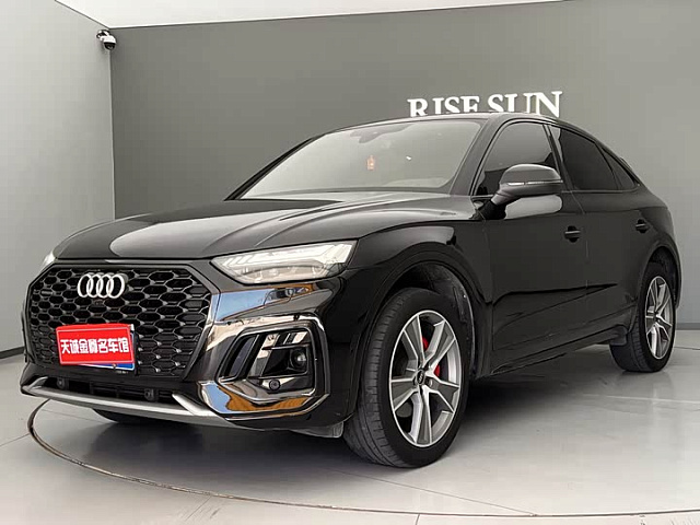 Audi Q5L Sportback 2022 2L — из Китая под ключ