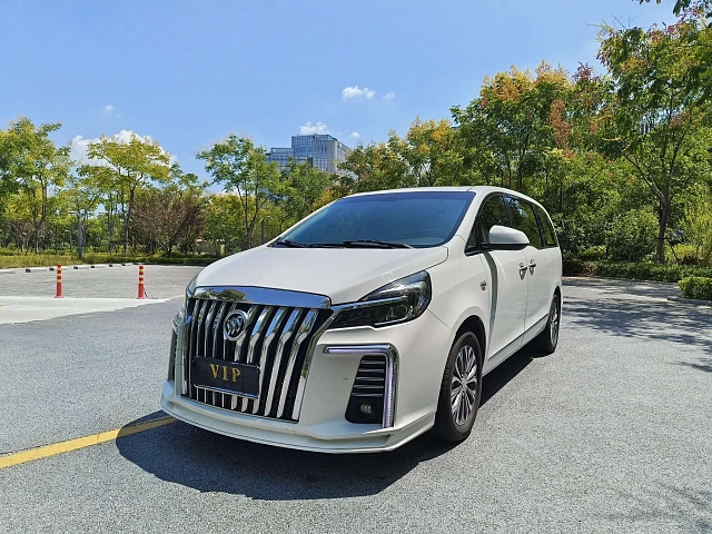 Buick GL8 2021 2L — из Китая под ключ