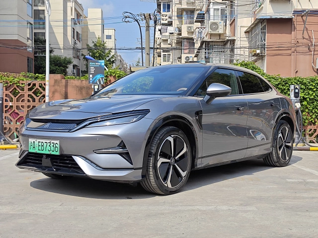 BYD Song L EV 2024 — из Китая под ключ