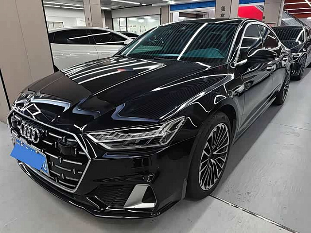 Audi A7L 2022款 45 TFSI S-line 筑梦新生版 — из Китая под ключ