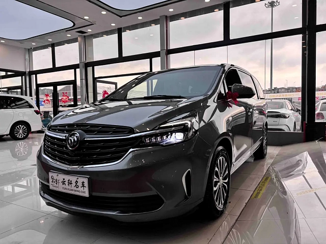 Buick GL8 2021 2L — из Китая под ключ