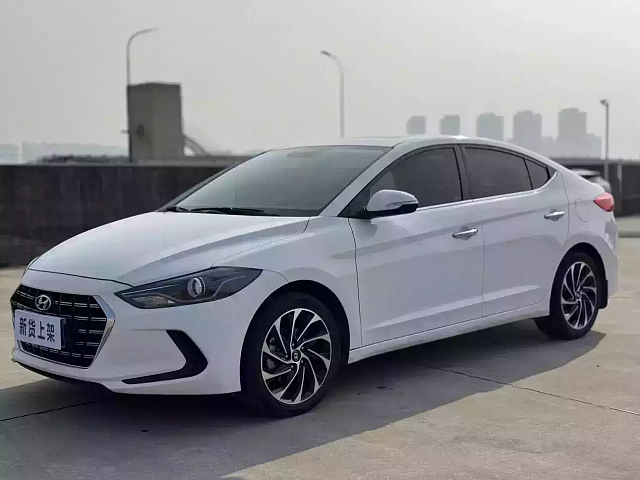 Hyundai Elantra — Седан под заказ из Китая