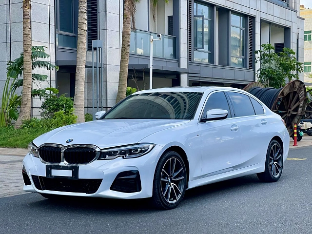 BMW 3 Series 2021 2L — из Китая под ключ