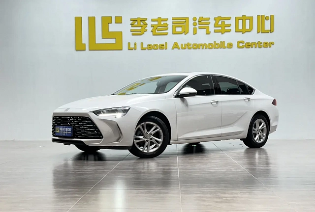 Buick Regal 2024 1.5L — из Китая под ключ