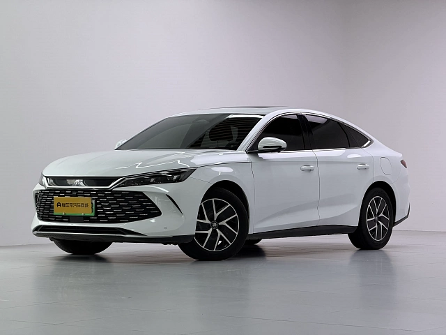 BYD Qin L DM 2025 1.5L — из Китая под ключ